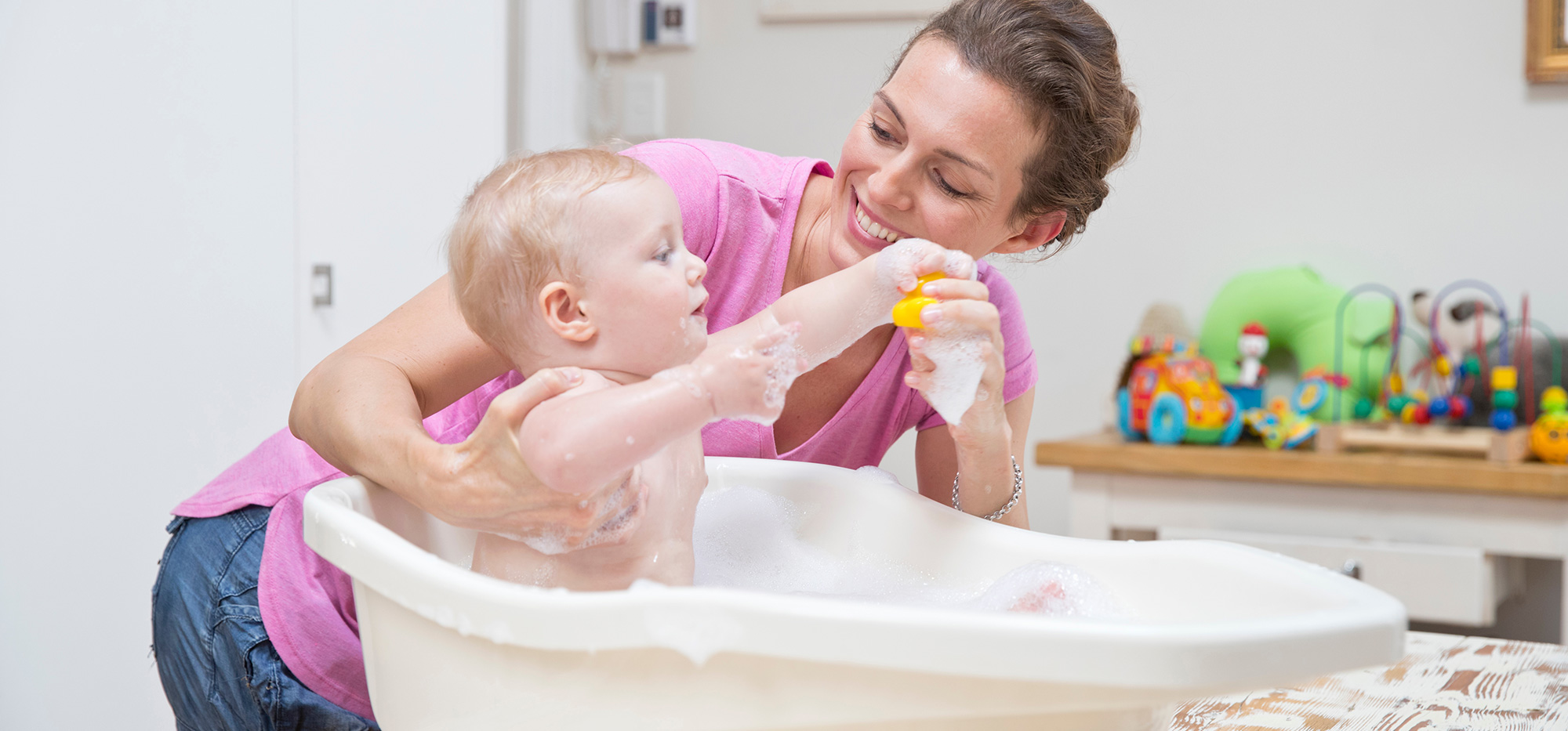Bath time: How to bathe your baby